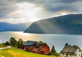 Lais Puzzle - Landschaft bei Utvik am Nordfjord in Norwegen - 1.000 Teile