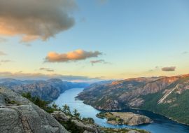 Lais Puzzle - Sonnenuntergang im Lysefjord von Norwegen - 1.000 Teile