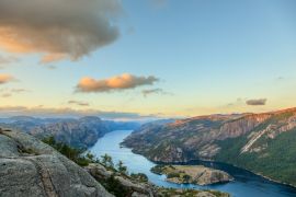Lais Puzzle - Sonnenuntergang im Lysefjord von Norwegen - 2.000 Teile