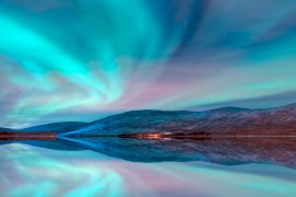 Lais Puzzle - Aurora Borealis in Tromso, Norwegen, vor dem norwegischen Fjord - 2.000 Teile