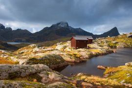 Lais Puzzle - Lofoten Inseln Norwegen. Herbstlandschaft in den Bergen - 2.000 Teile