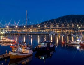 Lais Puzzle - Blaue Stunde im Hafen von Tromsö mit der Brücke, Finnmark, Norwegen - 40, 100, 200, 500, 1.000 & 2.000 Teile