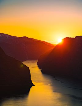 Lais Puzzle - Fjordlandschaft bei Sonnenuntergang, Norwegen - 40, 100, 200, 500, 1.000 & 2.000 Teile