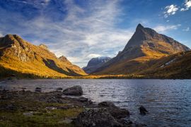 Lais Puzzle - Herbst in den Bergen. Trollheimen-Nationalpark in Norwegen - 2.000 Teile