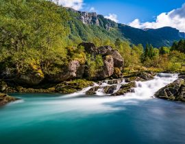 Lais Puzzle - Bach - Ein Gletscherfluss im norwegischen Folgefonna Nasjonalpark - 40, 100, 200, 500, 1.000 & 2.000 Teile