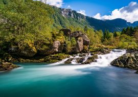 Lais Puzzle - Bach - Ein Gletscherfluss im norwegischen Folgefonna Nasjonalpark - 1.000 Teile