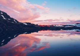 Lais Puzzle - See in der Nähe der Trolltunga in Norwegen bei Sonnenuntergang - 1.000 Teile