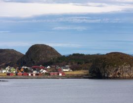 Lais Puzzle - Das Dorf Garten auf der gleichnamigen Insel, an der Mündung des Trondheimsfjords, Ørland, Trøndelag, Norwegen - 40, 100, 200, 500, 1.000 & 2.000 Teile