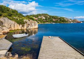 Lais Puzzle - Boot und Steg im Dorf Farestad in Norwegen - 1.000 Teile