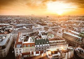 Lais Puzzle - Wiens Skyline bei Sonnenuntergang von der Spitze des Stephansdoms aus gesehen - 1.000 Teile
