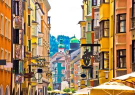 Lais Puzzle - Historische Straße in Innsbruck, Ansicht - 1.000 Teile