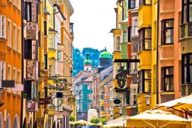 Lais Puzzle - Historische Straße in Innsbruck, Ansicht - 2.000 Teile