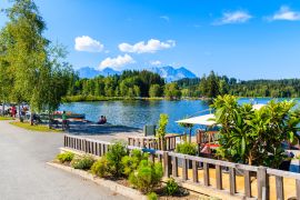 Lais Puzzle - Ufer des Schwarzsees an einem schönen sonnigen Sommertag in der Nähe von Kitzbühel, Tirol, Österreich - 2.000 Teile