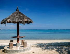Lais Puzzle - Blick auf den tropischen Strand von Areia Branca bei Dili in Osttimor - 40, 100, 200, 500, 1.000 & 2.000 Teile