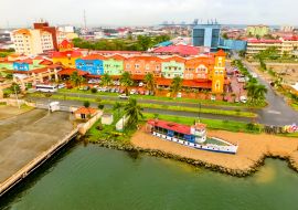 Lais Puzzle - Colon ist ein Seehafen an der Karibikküste von Panama - 1.000 Teile