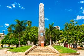 Lais Puzzle - Madre de Ciudades-Denkmal auf der Plaza de Armas in Asuncion, Paraguay - 2.000 Teile