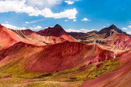 Lais Puzzle - Rotes Tal am Regenbogenberg Vinicunca in der Nähe von Cusco in Peru - 2.000 Teile