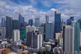 Lais Puzzle - Blick auf die Skyline von Metro Manila, Philippinen - 2.000 Teile