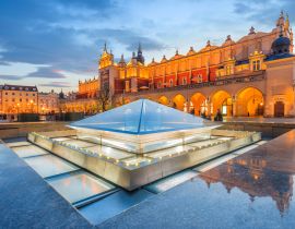 Lais Puzzle - Tuchhallengebäude Sukiennice bei Nacht auf dem Hauptplatz von Krakau, Polen - 40, 100, 200, 500, 1.000 & 2.000 Teile