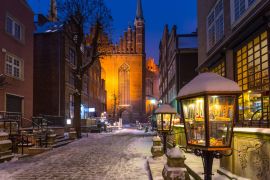 Lais Puzzle - Mariacka Straße in Gdansk bei verschneitem Winter, Polen - 2.000 Teile