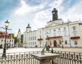 Lais Puzzle - Der alte Markt und das Rathaus in der Stadt Plock, Polen - 40, 100, 200, 500, 1.000 & 2.000 Teile