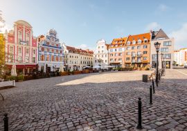 Lais Puzzle - Blick auf den Marktplatz mit schönen bunten Gebäuden im Morgenlicht in Szczecin, Polen - 1.000 Teile