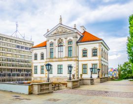 Lais Puzzle - Frederic-Chopin-Museum im Ostrogski-Palast in Warschau, Polen - 40, 100, 200, 500, 1.000 & 2.000 Teile