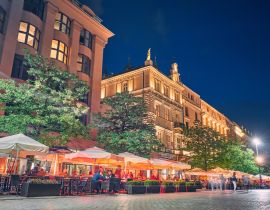 Lais Puzzle - Cafés und Restaurants bei Nacht in Krakau, Polen - 40, 100, 200, 500, 1.000 & 2.000 Teile