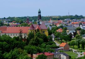 Lais Puzzle - Ein Blick auf Trzebnica, eine schöne kleine Stadt in Niederschlesien in Polen - 1.000 Teile