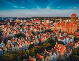 Lais Puzzle - Danzig (Gdansk) ist eine Stadt in Polen. Danzig in den Morgenstrahlen, die Sonne wird von den Dächern der Altstadt reflektiert - 40, 100, 200, 500, 1.000 & 2.000 Teile