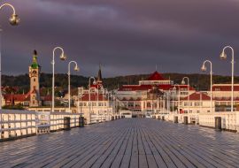 Lais Puzzle - Der Pier von Sopot und das schöne Stadtbild von Sopot, Polen - 1.000 Teile