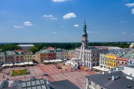 Lais Puzzle - Zamosc, Polen. Luftaufnahme der Altstadt und des Hauptplatzes der Stadt mit dem Rathaus. Ansicht der Altstadt aus der Vogelperspektive. UNESCO-Welterbestätten in Polen - 2.000 Teile