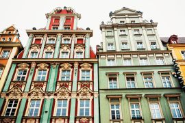 Lais Puzzle - Ansicht eines antiken Gebäudes in der Altstadt von Wroclaw, Polen - 2.000 Teile