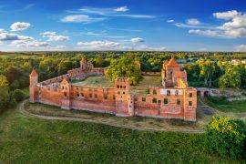 Lais Puzzle - Ruinen einer mittelalterlichen Burg in Szymbark bei Iława - 2.000 Teile