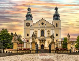 Lais Puzzle - Marienbasilika und Kloster des Bernhardinerordens innerhalb des manieristischen Kalvarienberg-Wallfahrtskomplexes in Kalwaria Zebrzydowska in Polen - 40, 100, 200, 500, 1.000 & 2.000 Teile