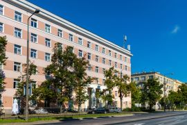 Lais Puzzle - Historisches Studentenhaus Sabinki der Warschauer Wirtschaftshochschule SGH in der Niepodleglosci und Narbutta Straße im Warschauer Stadtteil Mokotow in Polen - 2.000 Teile