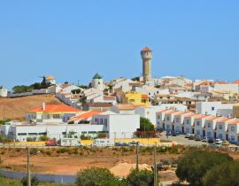 Lais Puzzle - Vila do Bispo, Algarve, Portugal: Stadtbild - 40, 100, 200, 500, 1.000 & 2.000 Teile