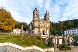 Lais Puzzle - Kloster Bom Jesus do Monte in Braga an einem warmen Abend, Portugal - 2.000 Teile