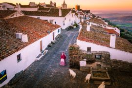 Lais Puzzle - Schöne Aussicht auf das Dorf Monsaraz in Portugal - 2.000 Teile