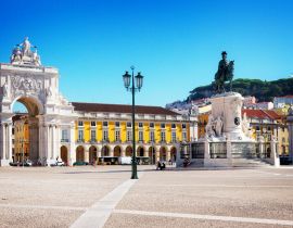 Lais Puzzle - Commerce Square an einem sonnigen Sommertag, Lissabon, Portugal, im Retrostil - 40, 100, 200, 500, 1.000 & 2.000 Teile