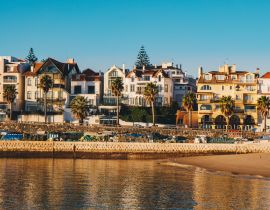 Lais Puzzle - Cascais Promenade Meerblick bei Sonnenaufgang am Morgen. Cascais Reiseziel im Bezirk Lissabon, Portugal - 40, 100, 200, 500, 1.000 & 2.000 Teile