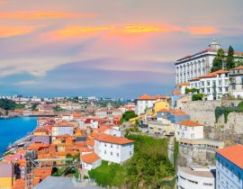 Lais Puzzle - Stadtpanorama von Porto im Licht des Sonnenuntergangs, traditionelle Architektur in der Nähe des Flusses Douro in Portugal - 40, 100, 200, 500, 1.000 & 2.000 Teile