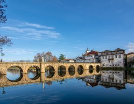 Lais Puzzle - Römische Brücke über den Fluss Tamega in Chaves, Portugal - 40, 100, 200, 500, 1.000 & 2.000 Teile
