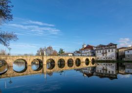 Lais Puzzle - Römische Brücke über den Fluss Tamega in Chaves, Portugal - 1.000 Teile