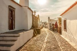 Lais Puzzle - Mittelalterliches Dorf Monsaraz im Alentejo Portugal - 2.000 Teile