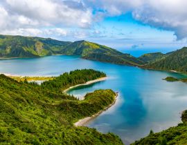 Lais Puzzle - Lagoa do Fogo auf der Insel São Miguel, Azoren - 40, 100, 200, 500, 1.000 & 2.000 Teile