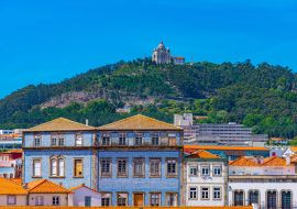 Lais Puzzle - Bunte Häuserfassaden am Lima-Ufer in Viana do Castelo in Portugal - 1.000 Teile