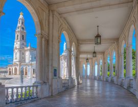 Lais Puzzle - Arkade des berühmten Heiligtums von Fatima in Portugal - 40, 100, 200, 500, 1.000 & 2.000 Teile