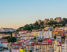 Lais Puzzle - Blick bei Sonnenuntergang auf die Burg Sao Jorge in Lissabon, Portugal - 40, 100, 200, 500, 1.000 & 2.000 Teile