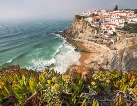 Lais Puzzle - Sintra, Lissabon, Portugal. Azenhas do Mar weißes Dorf Wahrzeichen auf der Klippe und Atlantik Wellen - 40, 100, 200, 500, 1.000 & 2.000 Teile